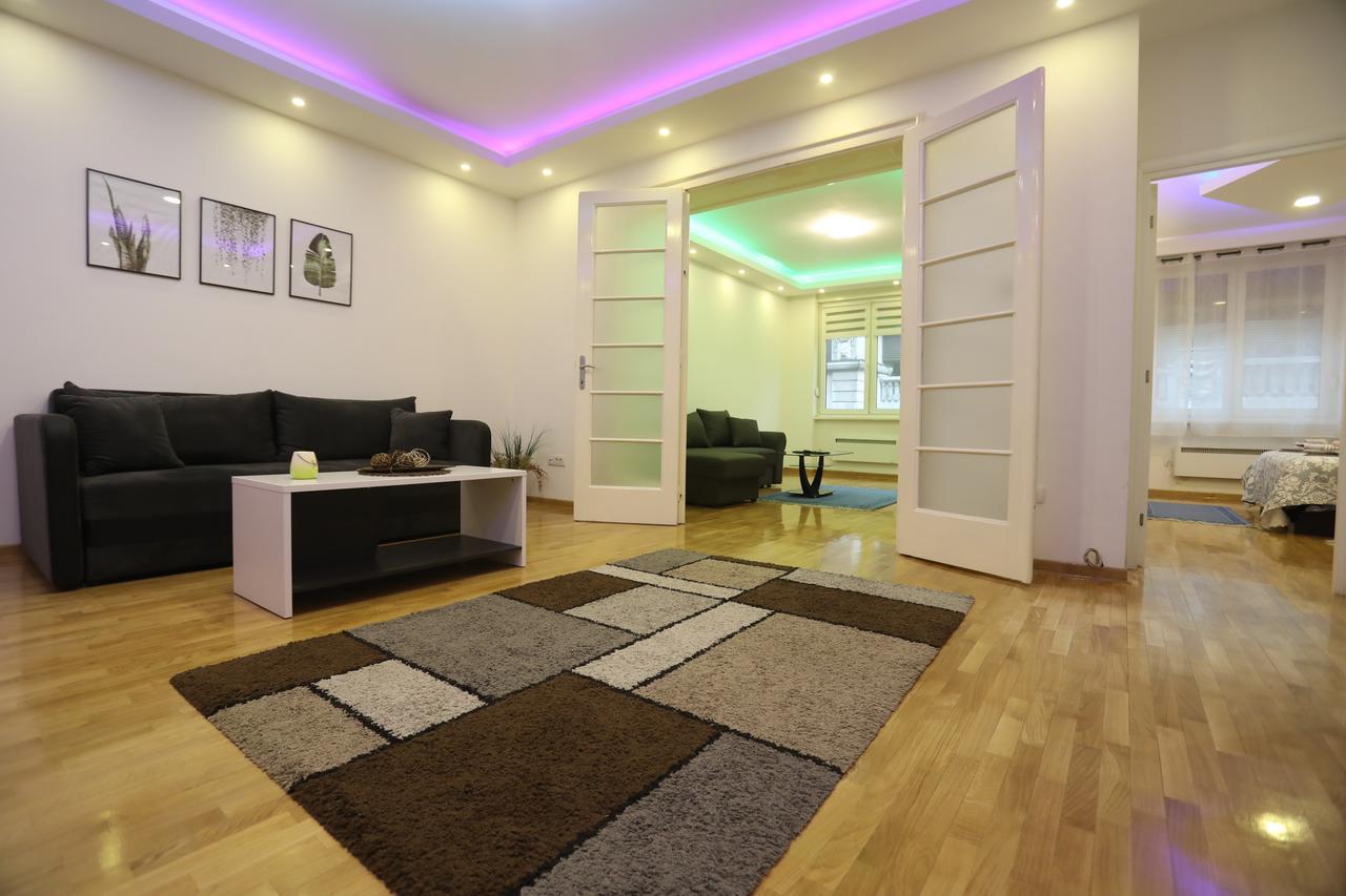 De Luxe Republic Square Apartment Of 100Sqm Beograd Eksteriør billede